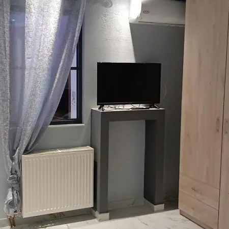 Monasthrioy Pallas 1 By Makhome Thessaloniki